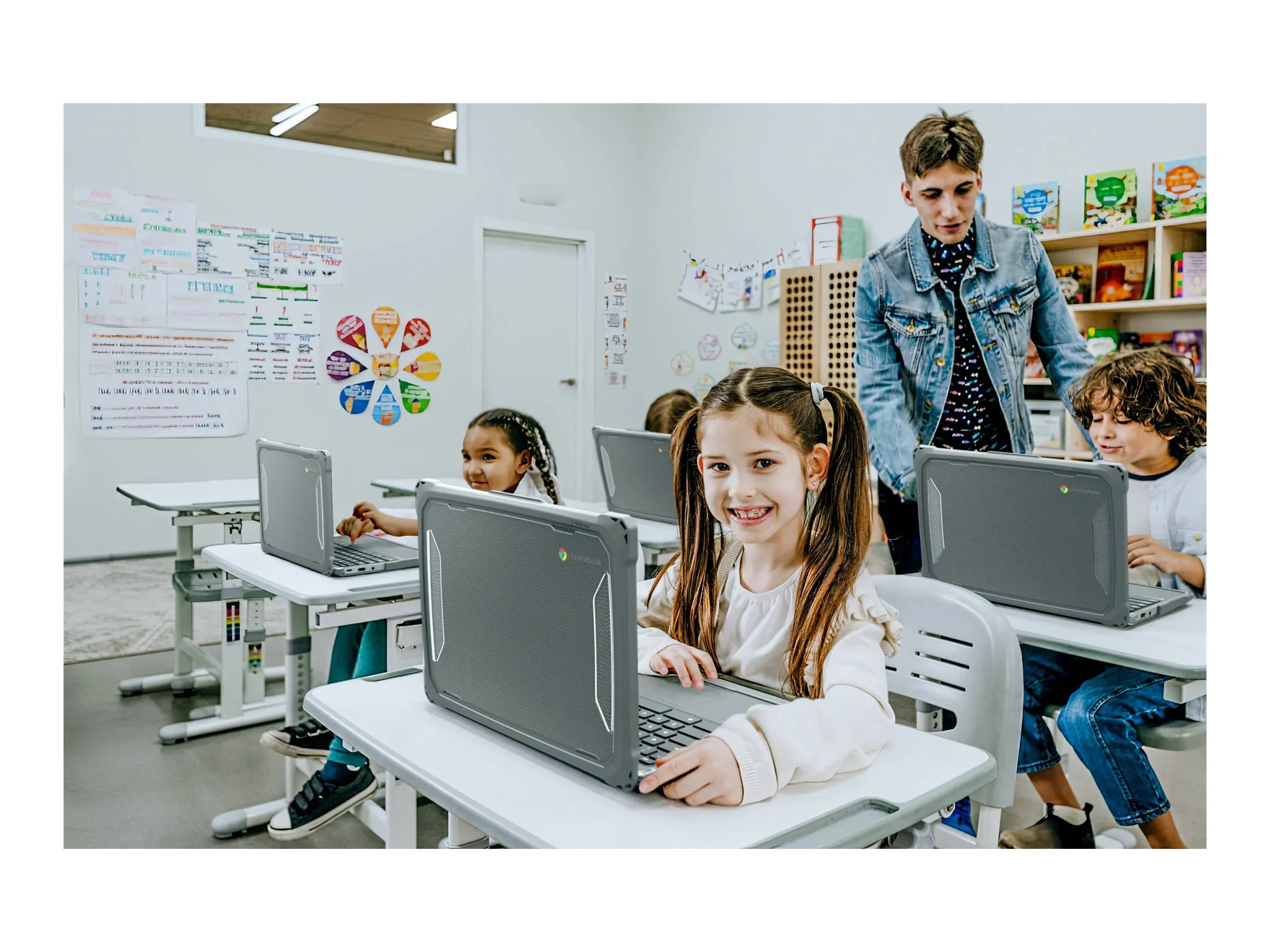 MAX CASES-ACESF3R756GRY